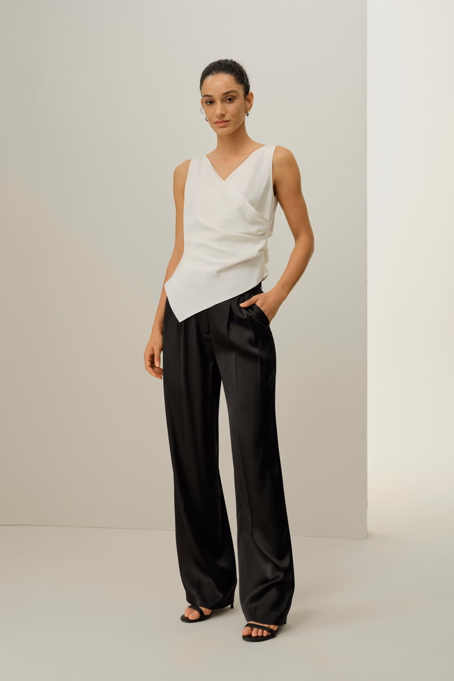 Élise V-neck Top