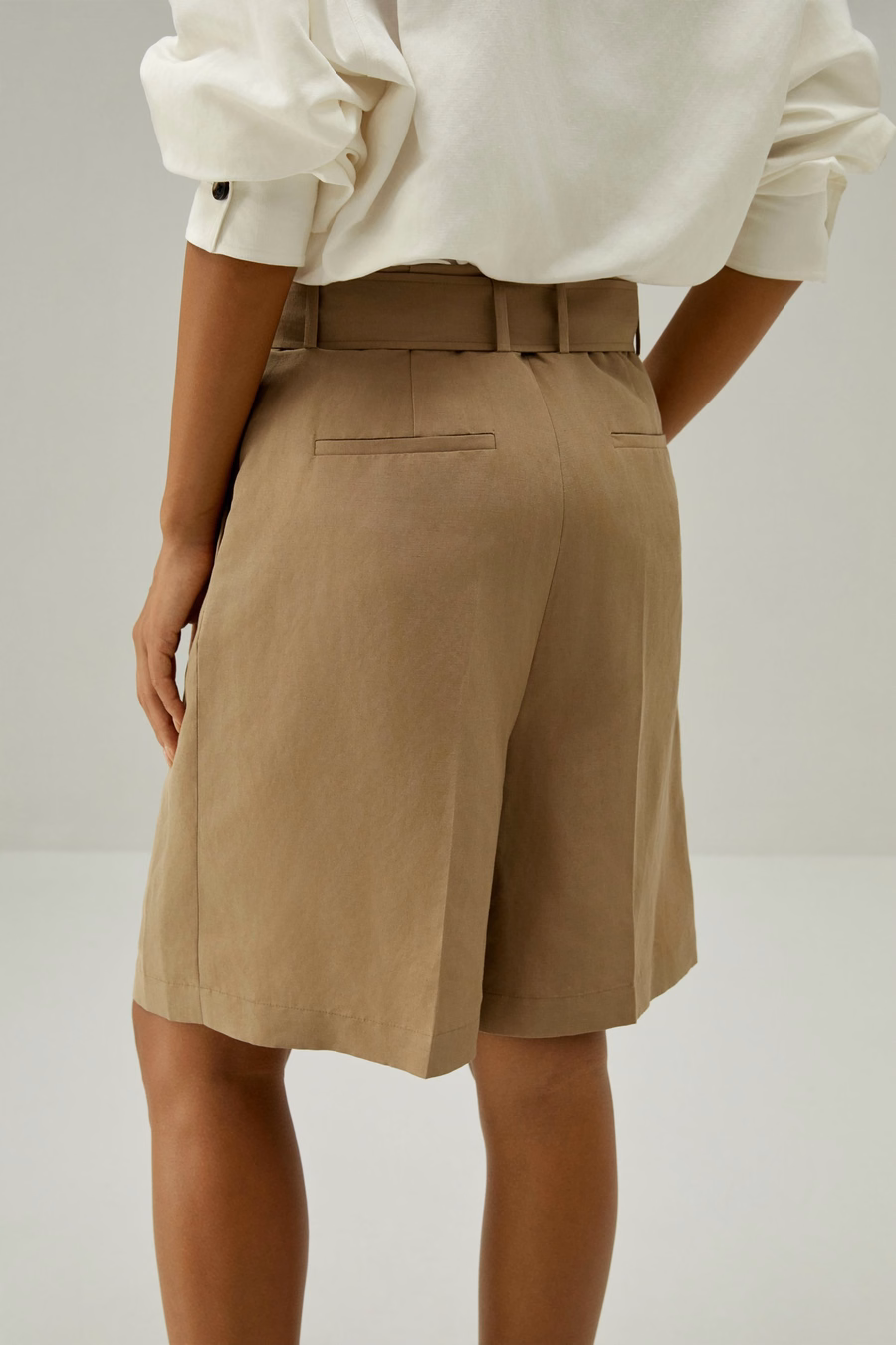 Chic Silk-Linen Blend Bermuda Shorts