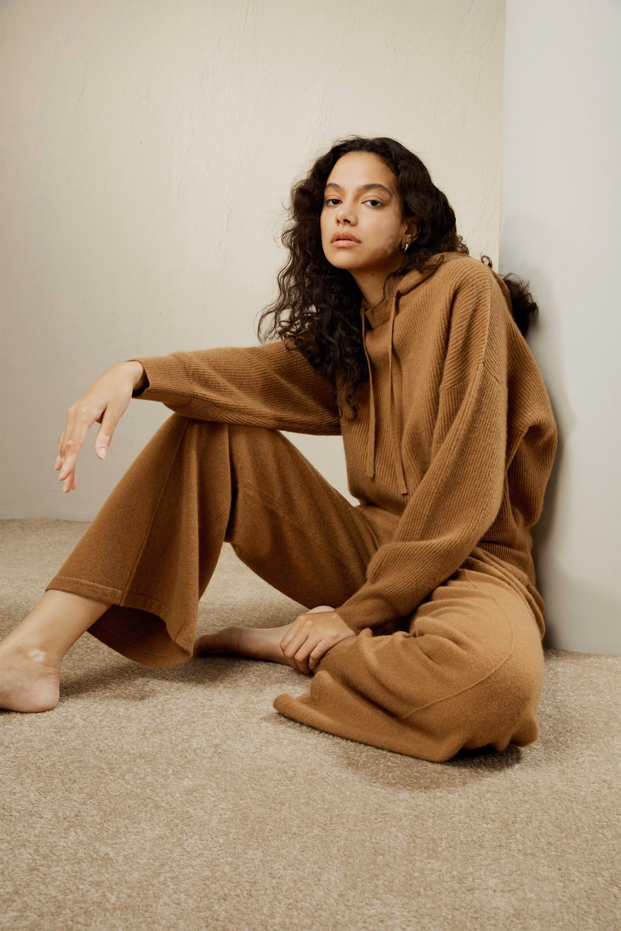 Fluid Cashmere Sweatpants