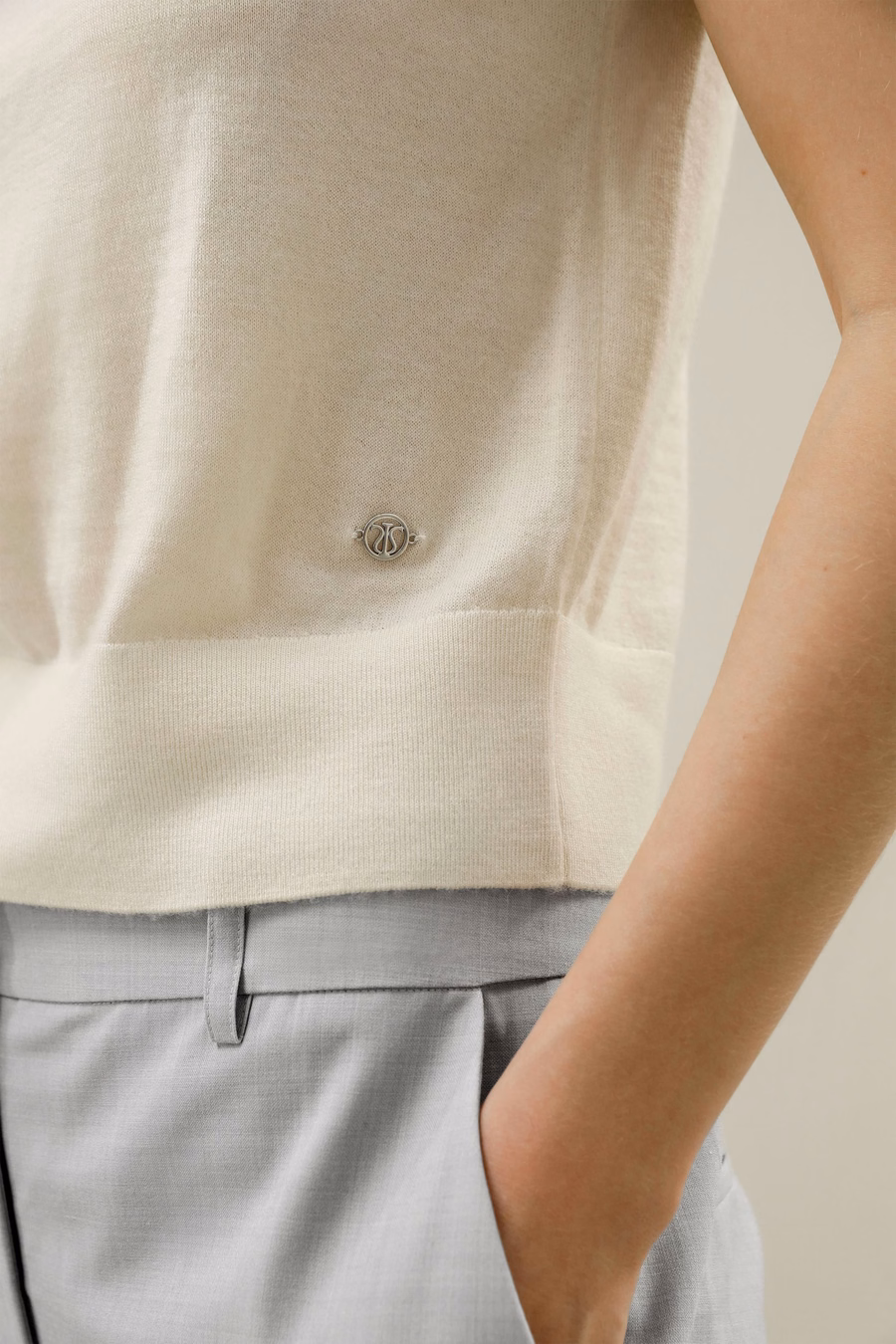 Cashmere Round Neck Sweater
