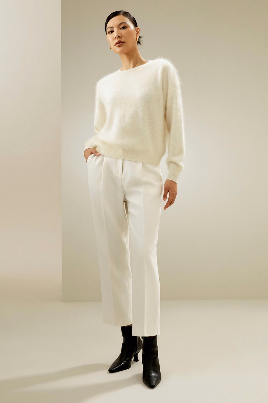 Relaxed Drop-Shoulder Cashmere Sweater