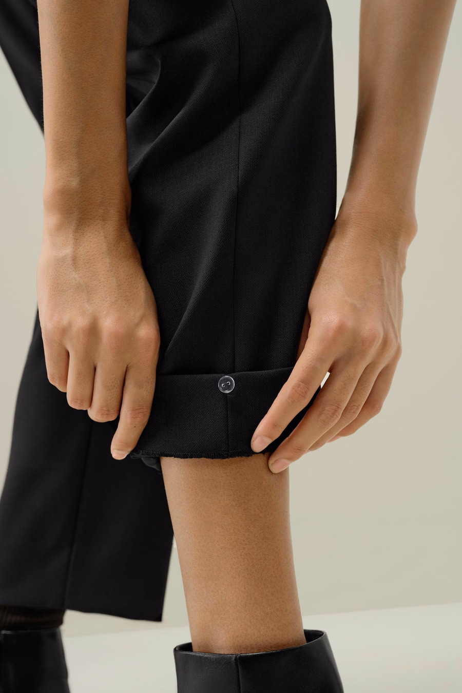 Basic silk-wool blend slim fit trousers