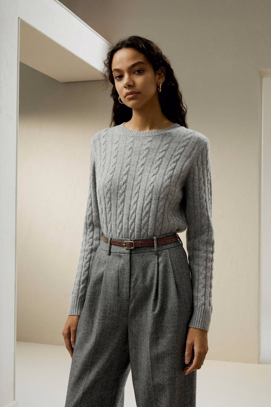 Classic Cable Knit Sweater with Ribbed Edges